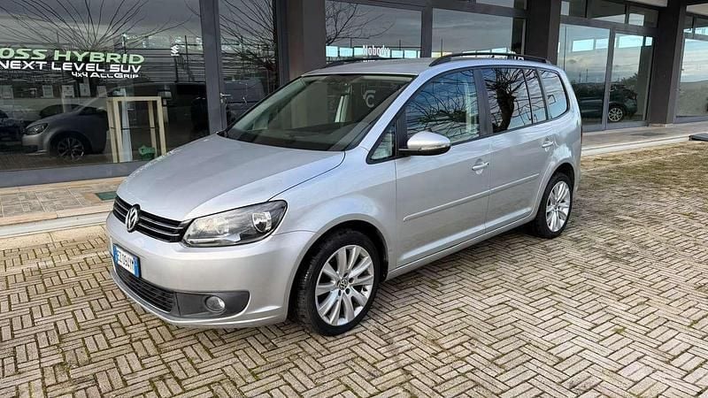 Usata VW Touran Comfortline 105 CV (77 kW) 2015 Argento Monovolume