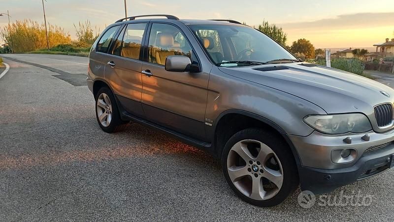 Usata BMW X5 218 CV (160 kW) 2005 Grigio SUV