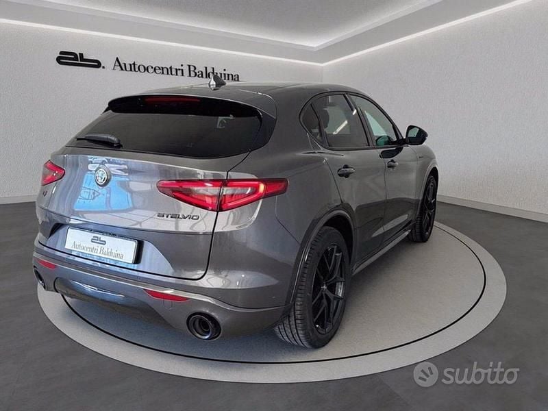 Usata Alfa Romeo Stelvio Ti 280 CV (205 kW) 2020 Grigio daytona perla SUV
