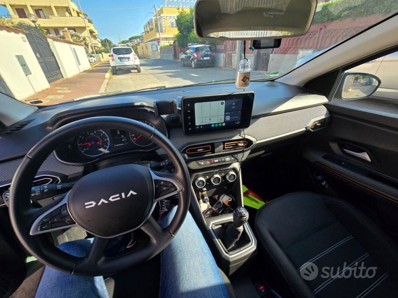 Usata Dacia Sandero Stepway 91 CV (66 kW) 2023 Verde Utilitaria