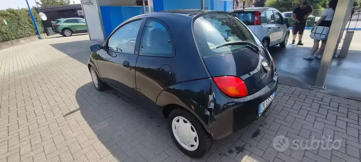 Usata Ford Ka 69 CV (50 kW) 2007 Nero Utilitaria