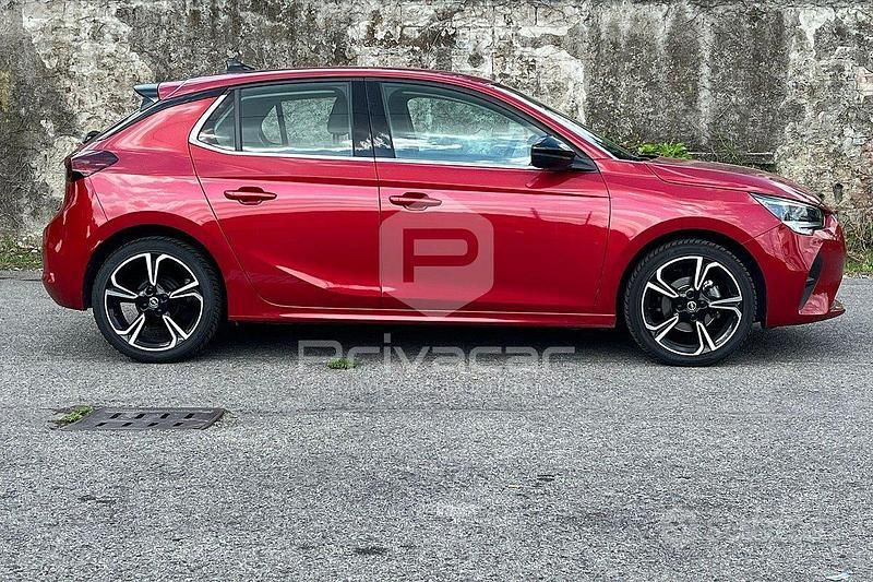 Usata Opel Corsa Elegance 74 CV (54 kW) 2023 Rosso Utilitaria