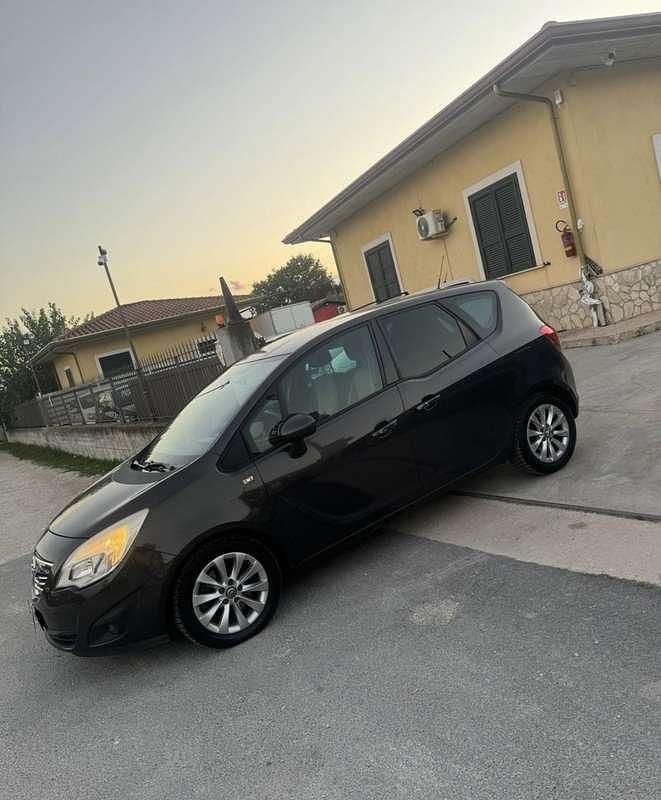 Usata Opel Meriva Design Edition 110 CV (80 kW) 2014 Monovolume