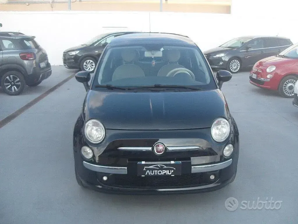 Usata Fiat 500 Lounge 69 CV (50 kW) 2010 Nero Utilitaria