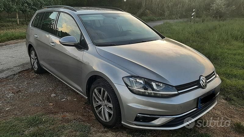 Usata VW Golf VII Executive 115 CV (84 kW) 2020 Grigio Station wagon