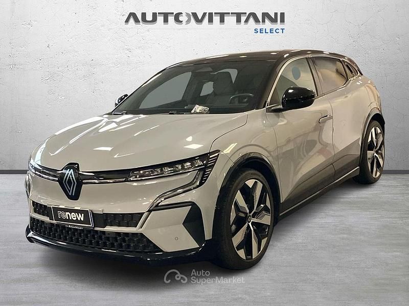 Usata Renault Megane E-Tech Techno 55 kW (75 CV) 2023 Grigio chiaro Berlina