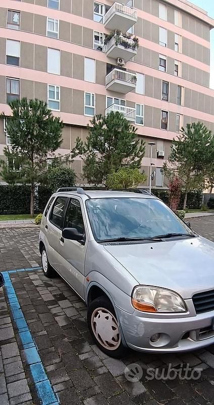 Usata Suzuki Ignis 2001 Grigio Utilitaria