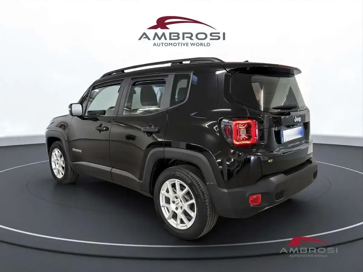 Usata Jeep Renegade Summit 131 CV (96 kW) 2024 Nero SUV