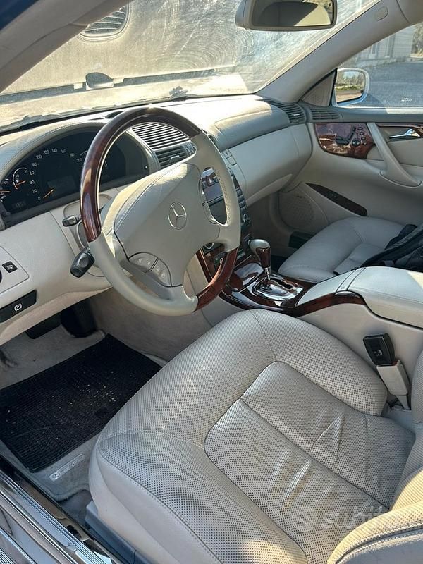 Usata Mercedes CL500 416 CV (305 kW) 2000 Grigio Coupé
