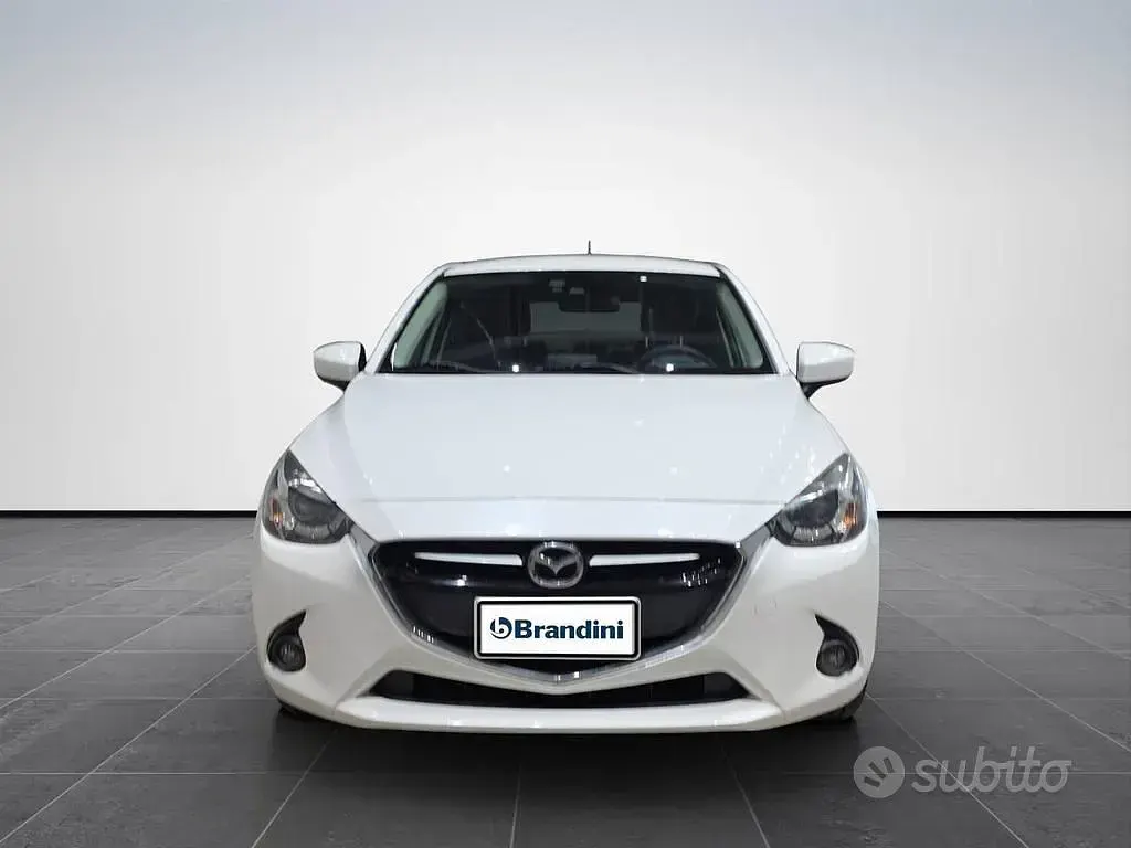 Usata Mazda 2 Exceed 105 CV (77 kW) 2017 Bianco Berlina