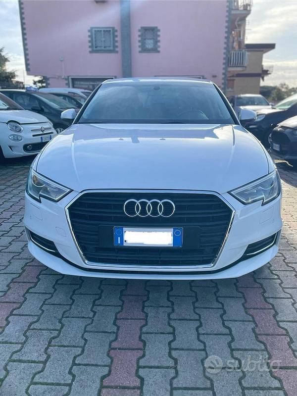 Usata Audi A3 Business 110 CV (80 kW) 2017 Bianco Berlina