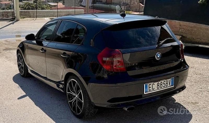 Usata BMW 120 177 CV (130 kW) 2009 Nero Utilitaria
