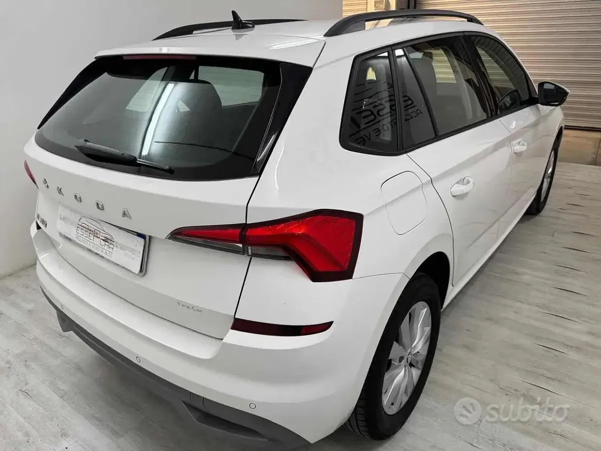 Usata Skoda Kamiq Ambition 95 CV (69 kW) 2021 Bianco SUV