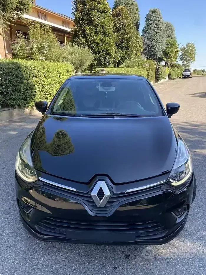 Usata Renault Clio 115 CV (84 kW) 2017 Nero Utilitaria