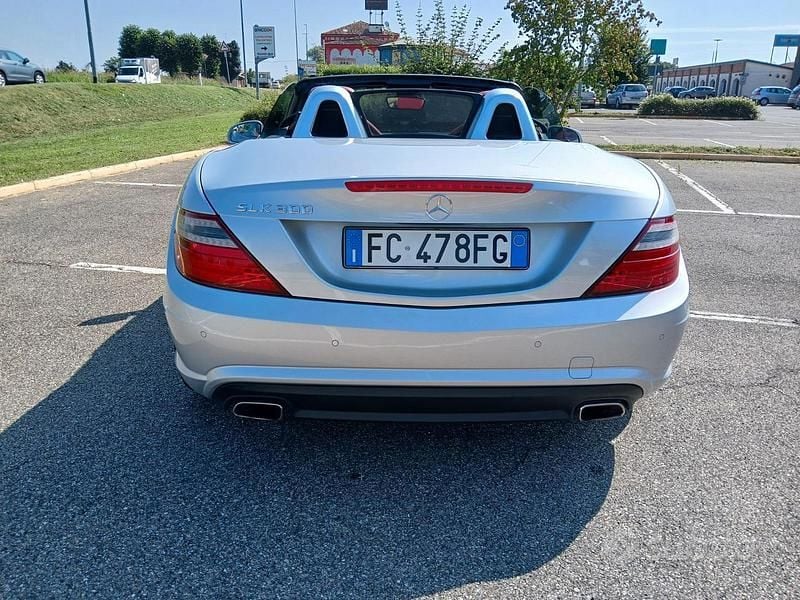 Usata Mercedes SLK300 Premium 245 CV (180 kW) 2015 Argento Cabrio