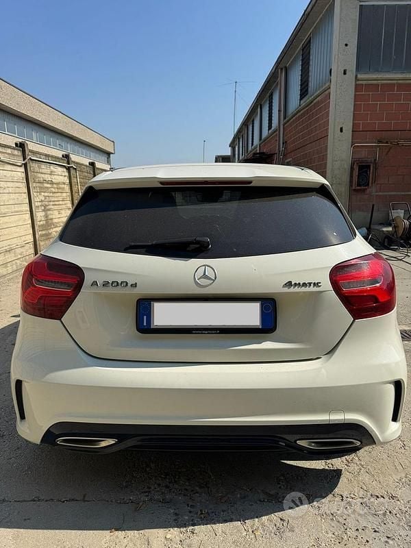 Usata Mercedes A200 Premium 136 CV (100 kW) 2016 Bianco Berlina