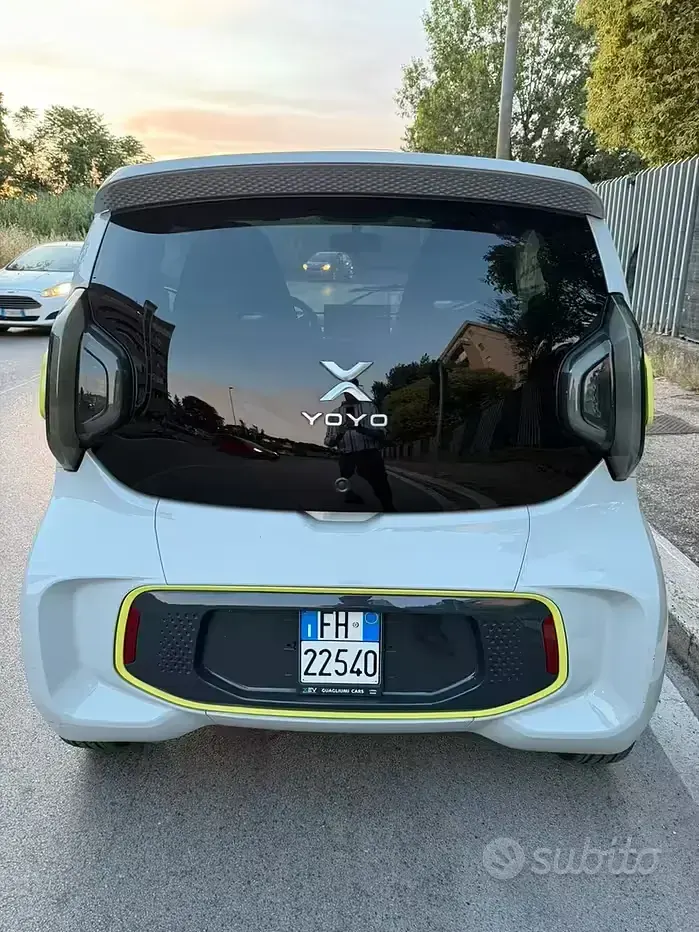 Usata XEV Yoyo 7 kW (10 CV) 2024 Grigio Utilitaria