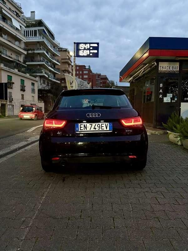 Usata Audi A1 Sportback Ambition 86 CV (63 kW) 2012 Utilitaria