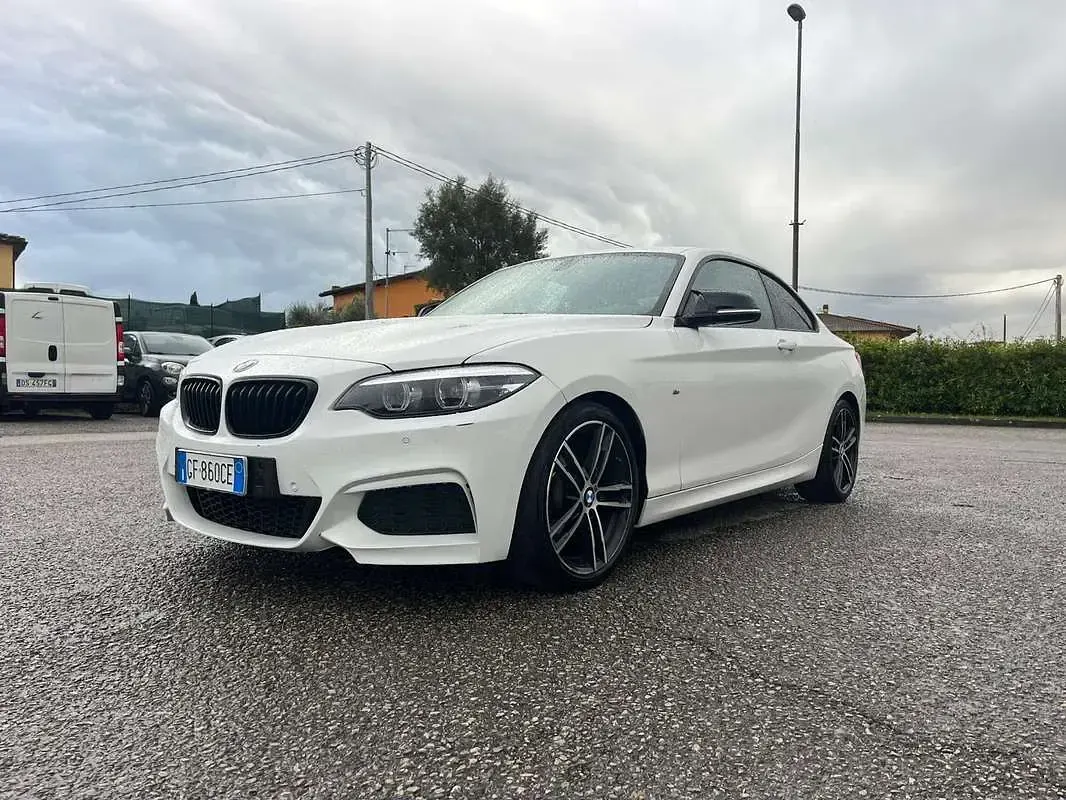 Usata BMW 218 Sport Line 136 CV (100 kW) 2021 Bianco Coupé