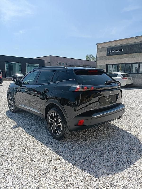Usata Peugeot 2008 Allure 130 CV (95 kW) 2023 Nero SUV