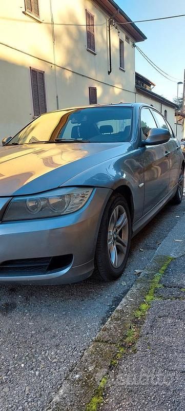 Usata BMW 316 116 CV (85 kW) 2010 Grigio Berlina