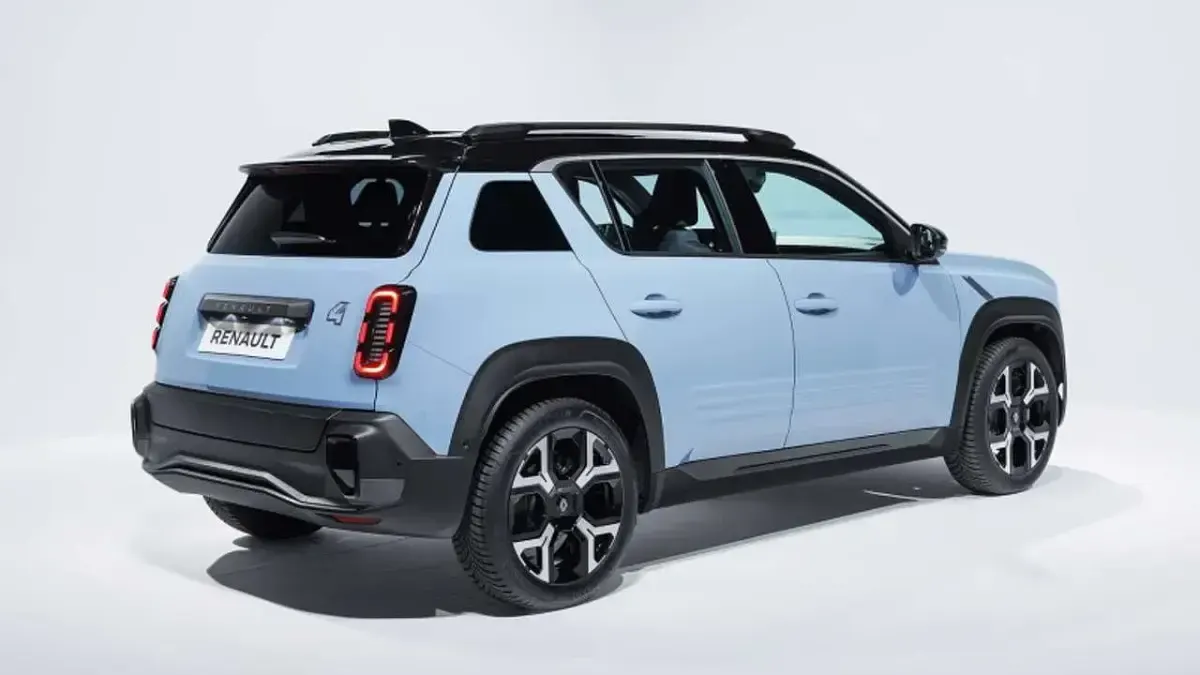 Nuova Renault 4 E-Tech Evolution 77 kW (106 CV) 2026 Argento SUV