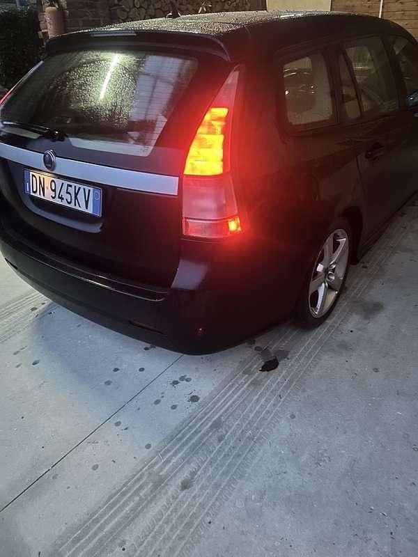 Usata Saab 9-3 Vector 150 CV (110 kW) 2008 Nero Station wagon