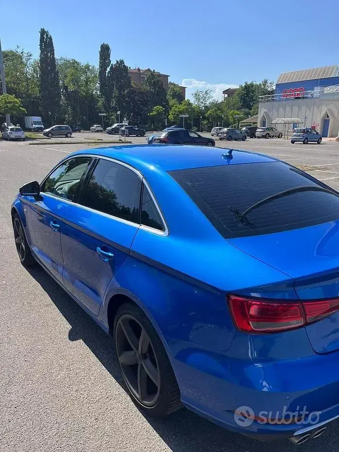 Usata Audi A3 150 CV (110 kW) 2018 Blu Berlina