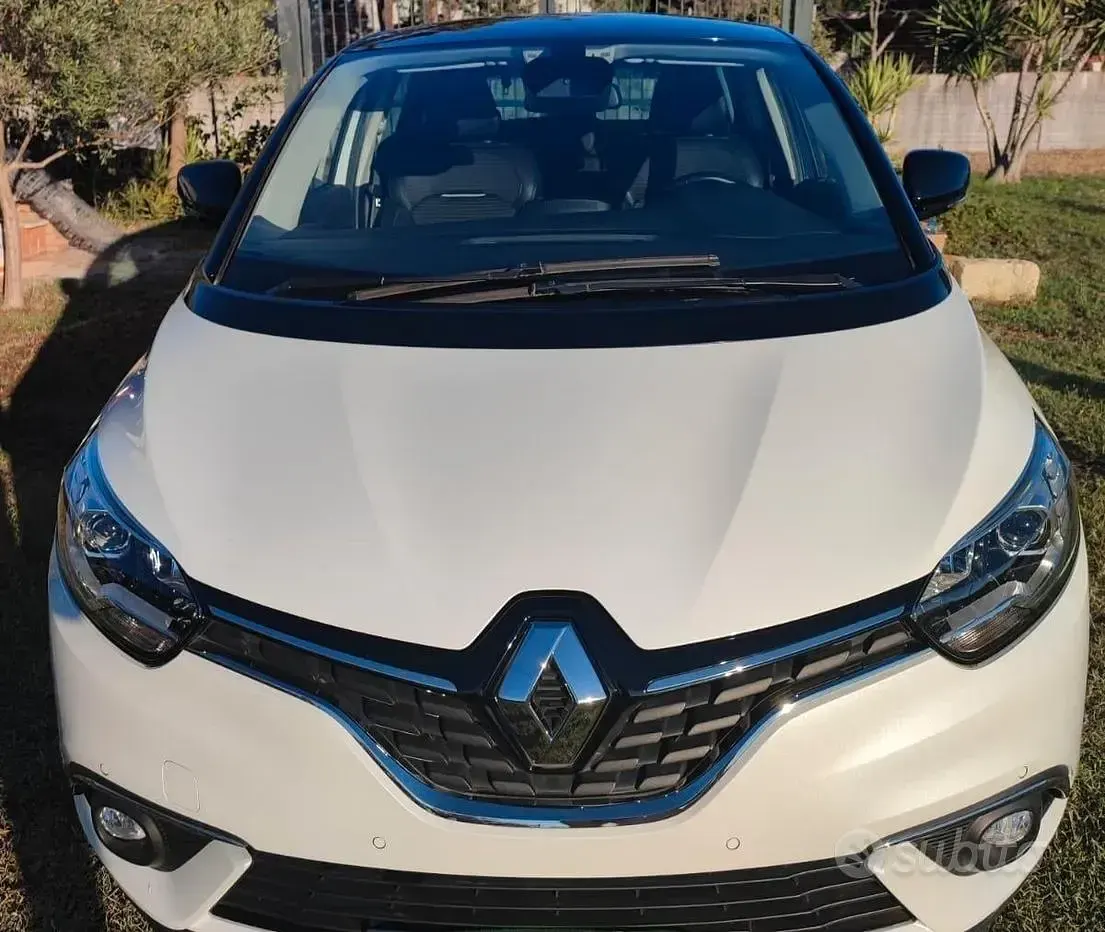 Usata Renault Scénic 131 CV (96 kW) 2018 Bianco Monovolume
