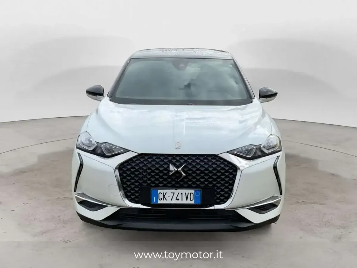 Usata DS Automobiles DS3 Crossback So Chic 102 CV (75 kW) 2022 Bianco SUV