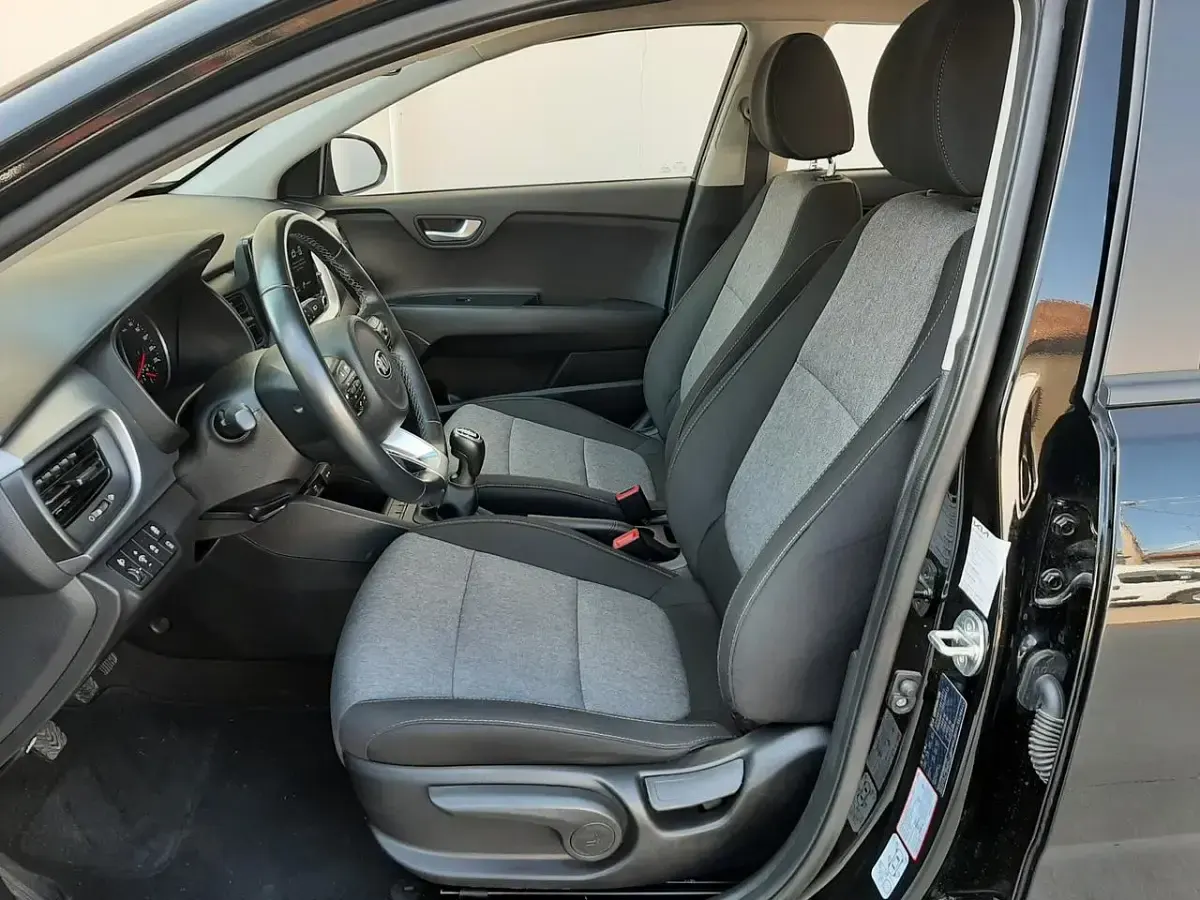 Usata Kia Stonic Style 100 CV (73 kW) 2023 Nero SUV