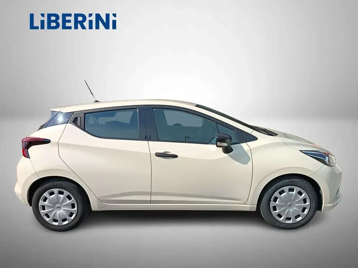 Usata Nissan Micra Visia+ 71 CV (52 kW) 2020 Beige Utilitaria