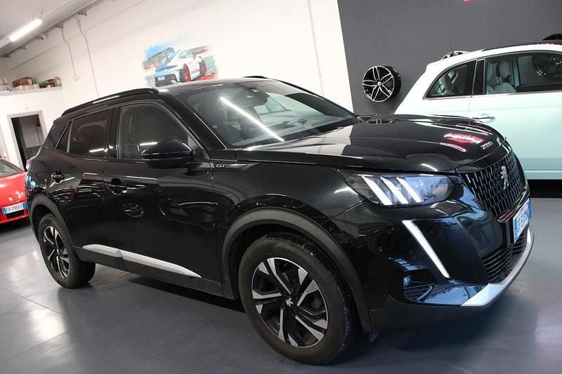Usata Peugeot 2008 GT-line 110 CV (80 kW) 2021 Nero SUV