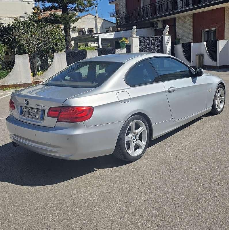 Usata BMW 320 M Sport 184 CV (135 kW) 2010 Coupé
