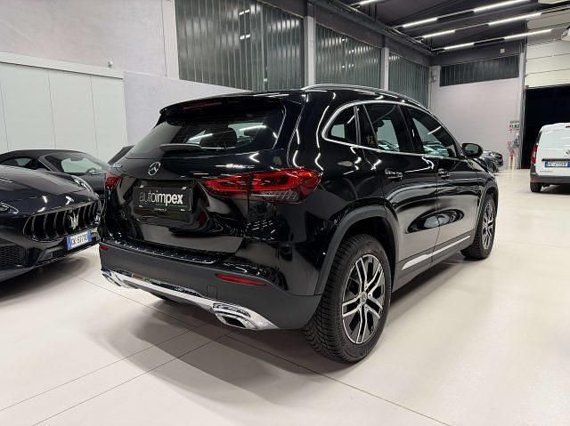 Usata Mercedes GLA220 190 CV (139 kW) 2023 Nero SUV