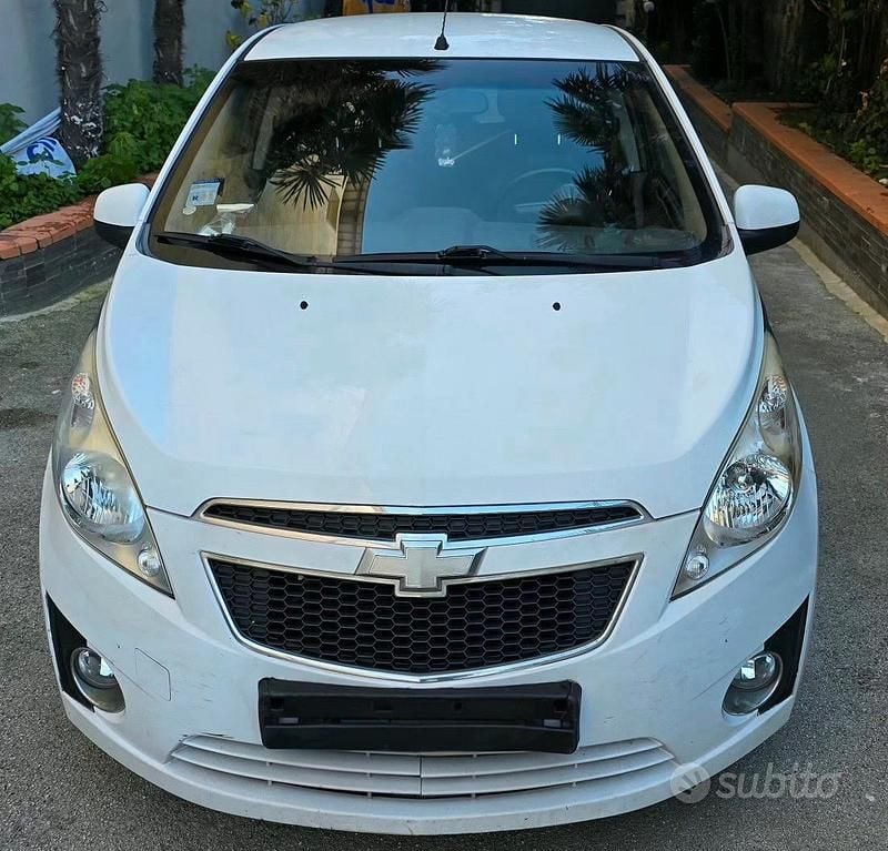 Bianco Usata 2011 Chevrolet Spark Utilitaria | 2500 € (Super prezzo) - Immagine 1/4