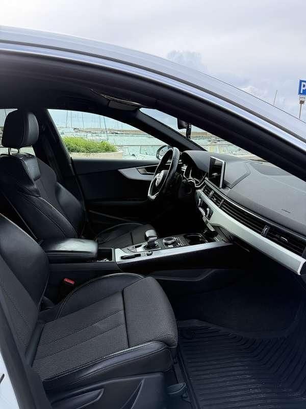 Usata Audi A5 Sportback Ambiente 190 CV (139 kW) 2017 Utilitaria