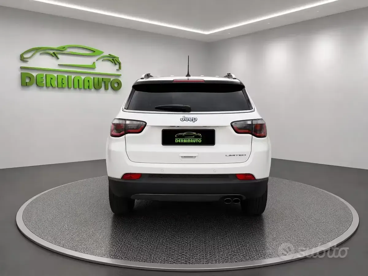 Usata Jeep Compass Limited 140 CV (102 kW) 2018 Bianco SUV