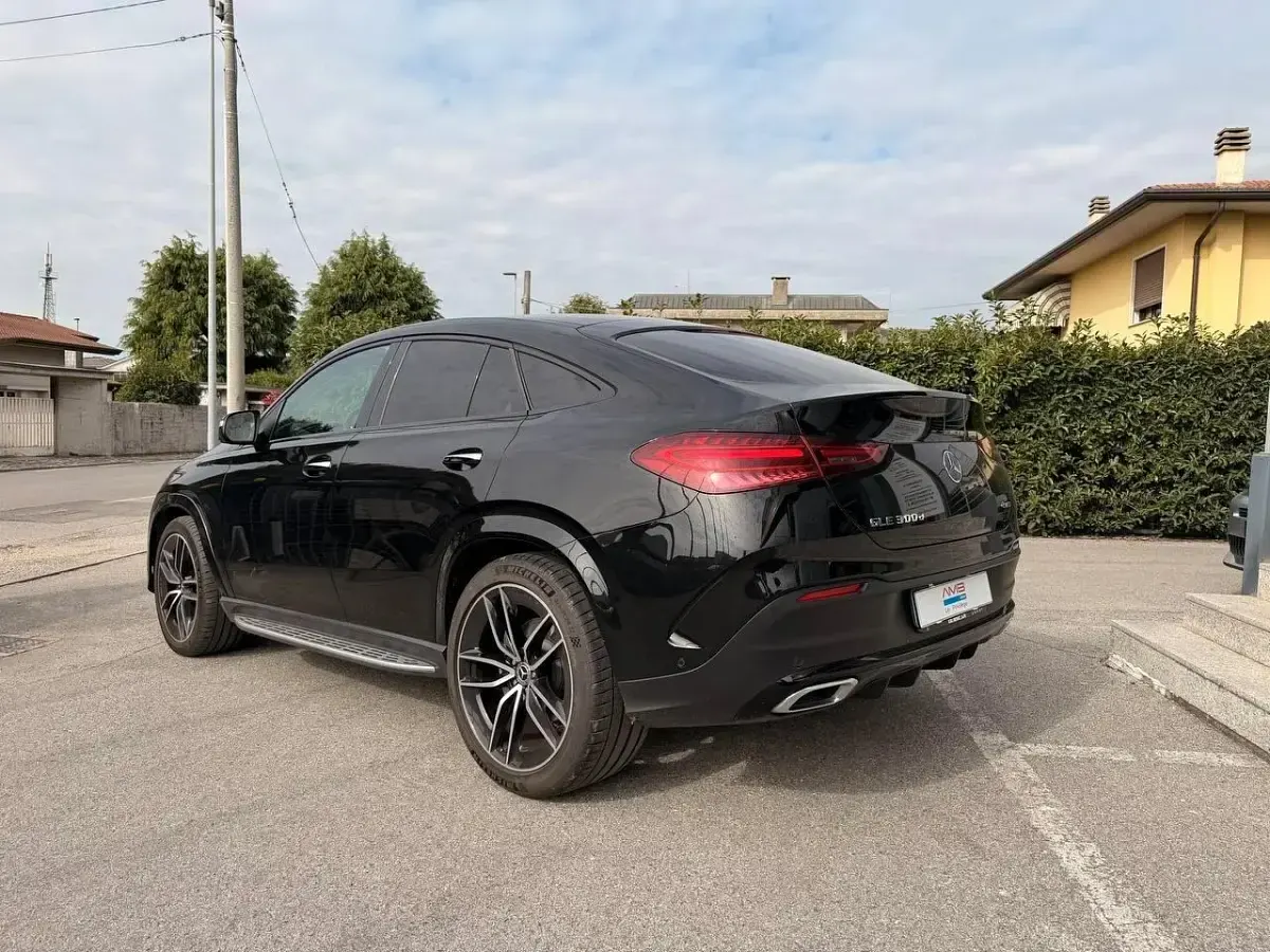 Usata Mercedes GLE300 AMG Line Premium Plus 269 CV (197 kW) 2024 Nero SUV