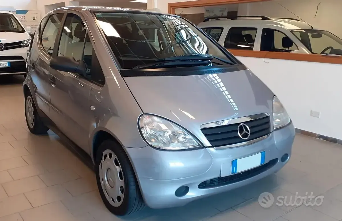 Usata Mercedes A140 Classic 82 CV (60 kW) 2000 Grigio Utilitaria