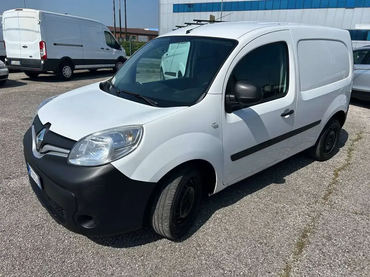 Usata Renault Kangoo 90 CV (66 kW) 2017 Bianco Monovolume
