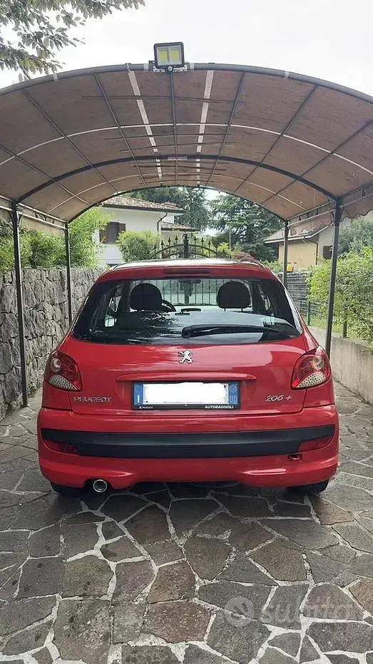 Usata Peugeot 206 60 CV (44 kW) 2010 Rosso Berlina