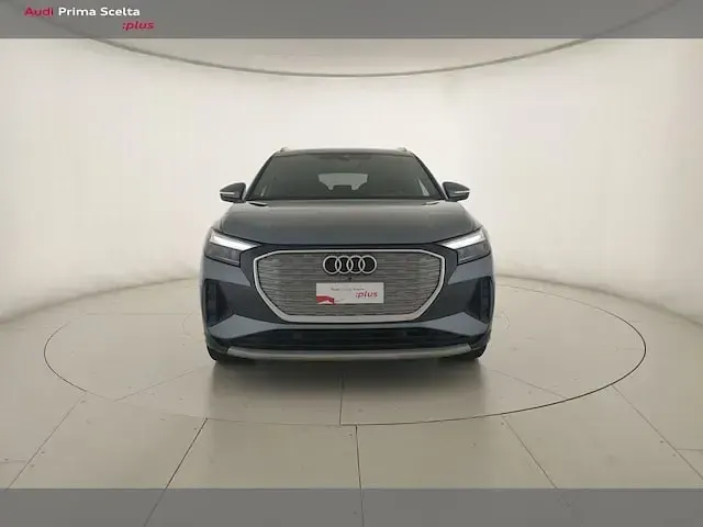 Usata Audi Q4 e-tron Advanced Plus 150 kW (204 CV) 2022 Blu geyser metallizzato SUV