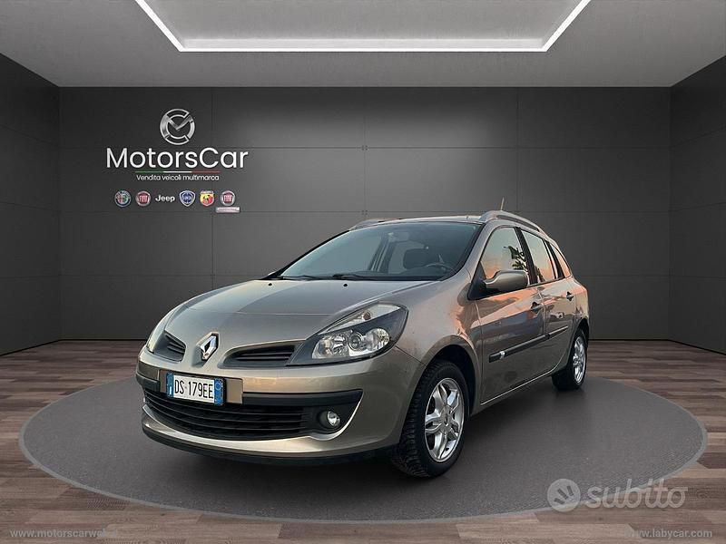 Usata Renault Clio II Dynamique 101 CV (74 kW) 2008 Berlina