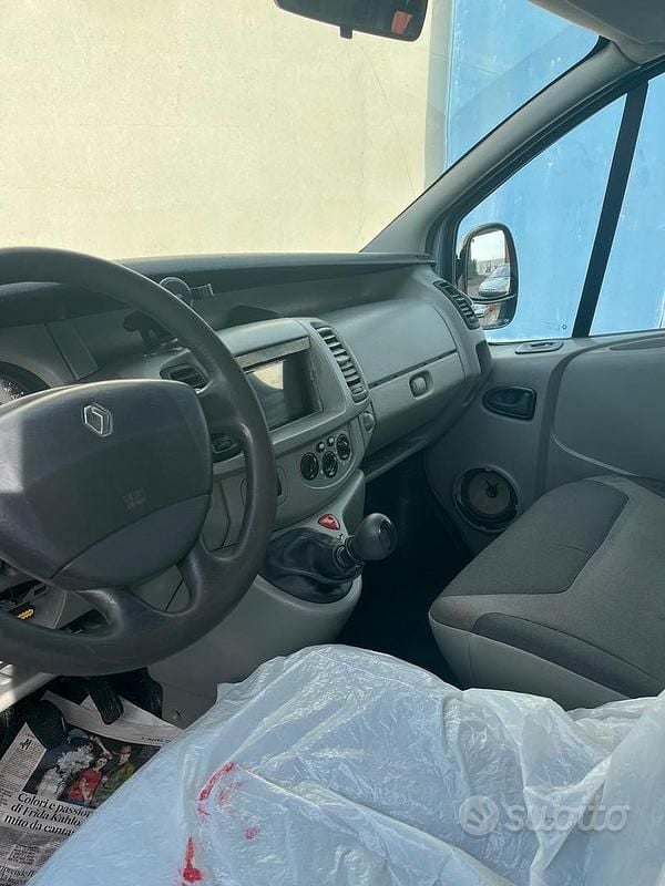 Usata Renault Trafic 2008 Monovolume
