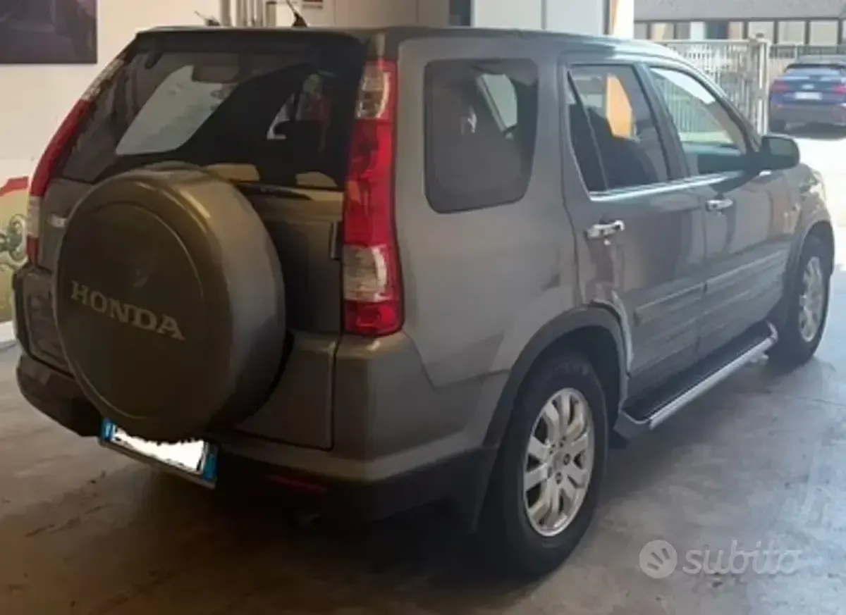 Usata Honda CR-V 140 CV (102 kW) 2007 Grigio SUV