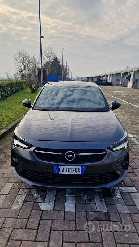 Usata Opel Corsa GS Line 101 CV (74 kW) 2020 Grigio Utilitaria