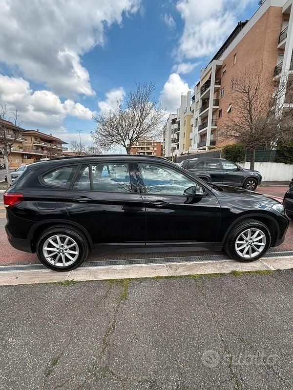 Usata BMW X1 Advantage 140 CV (102 kW) 2020 Nero SUV