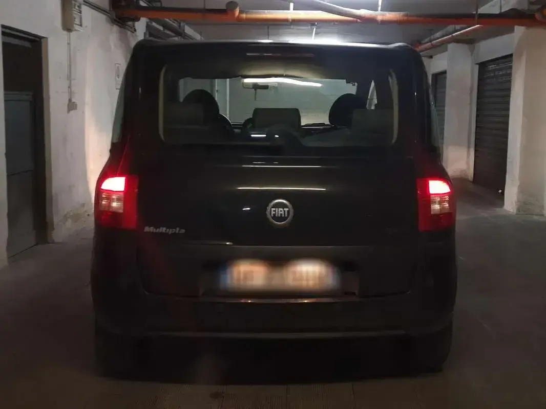 Usata Fiat Multipla Active 92 CV (67 kW) 2007 Blu/azzurro Monovolume