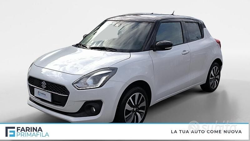 Usata Suzuki Swift 90 CV (66 kW) 2019 Bianco tetto nero Utilitaria